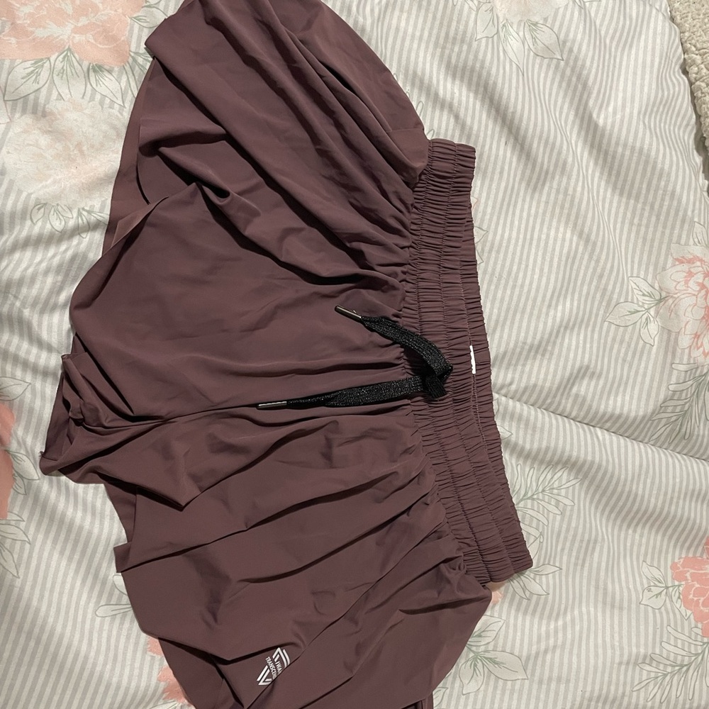Flowy gym shorts